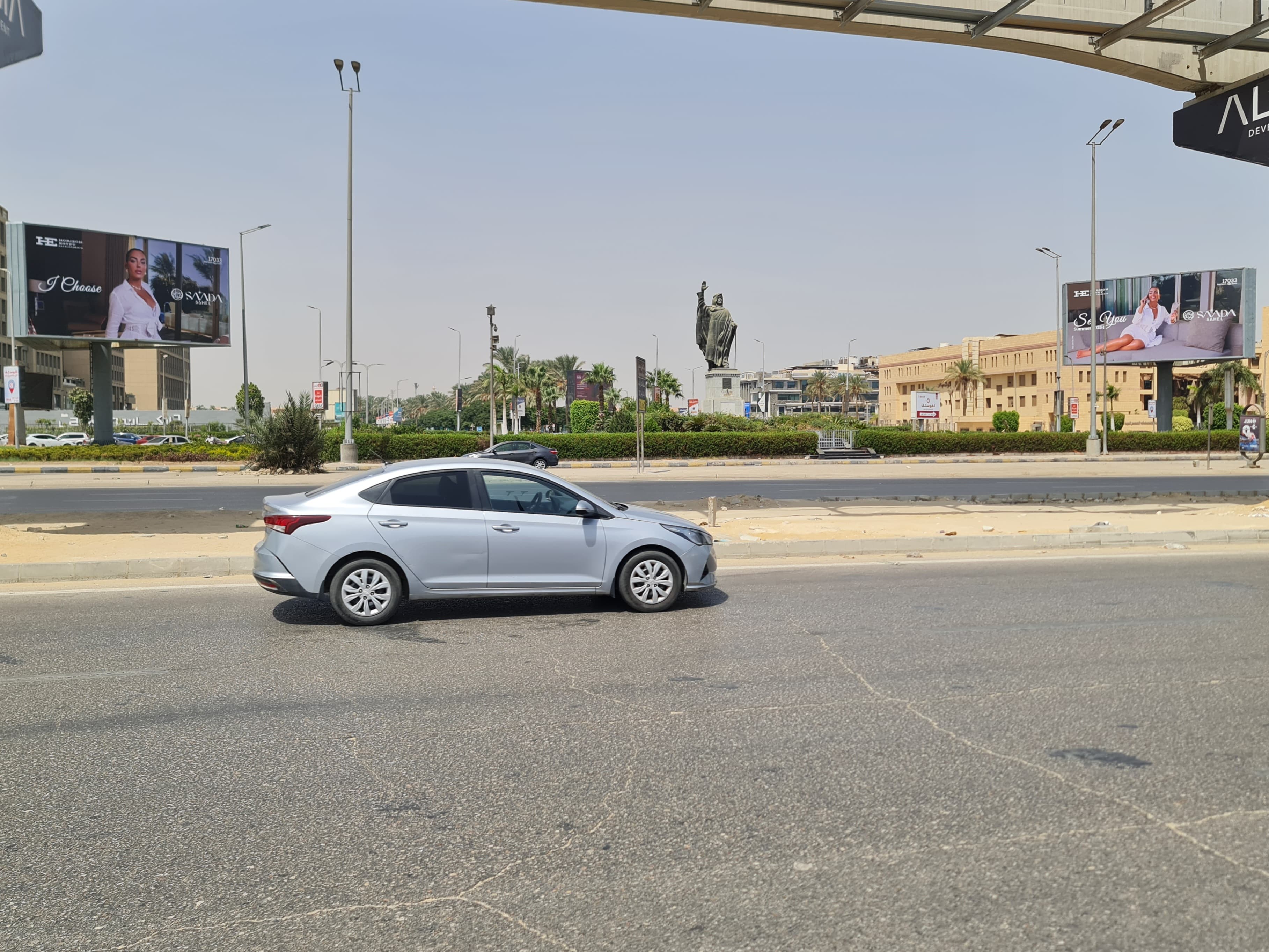 Zayed City entrance gate — thumbnail 6